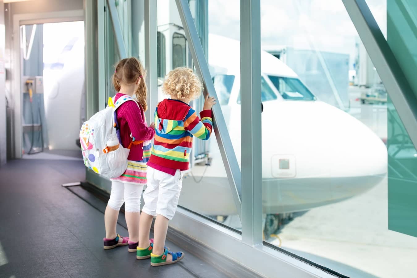 Международный аэропорт Владивосток открывает экскурсии для детей